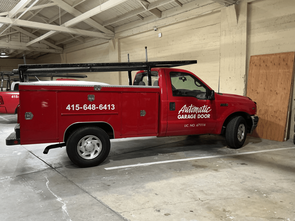 Automatic Garage Door (6) Automatic Garage Door (6)